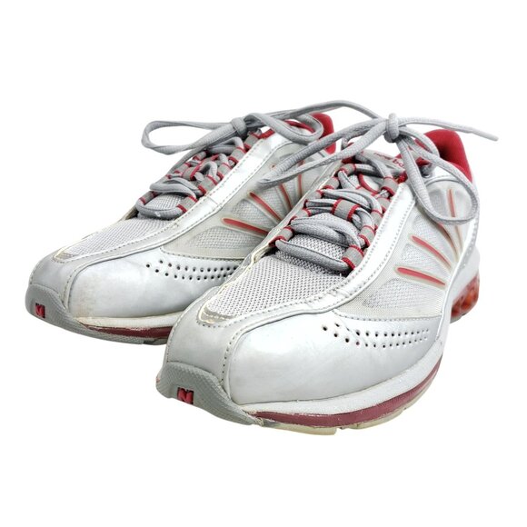 New Balance Women's Size 7.5 Running Shoes Gray Mesh - Picture 2 of 9